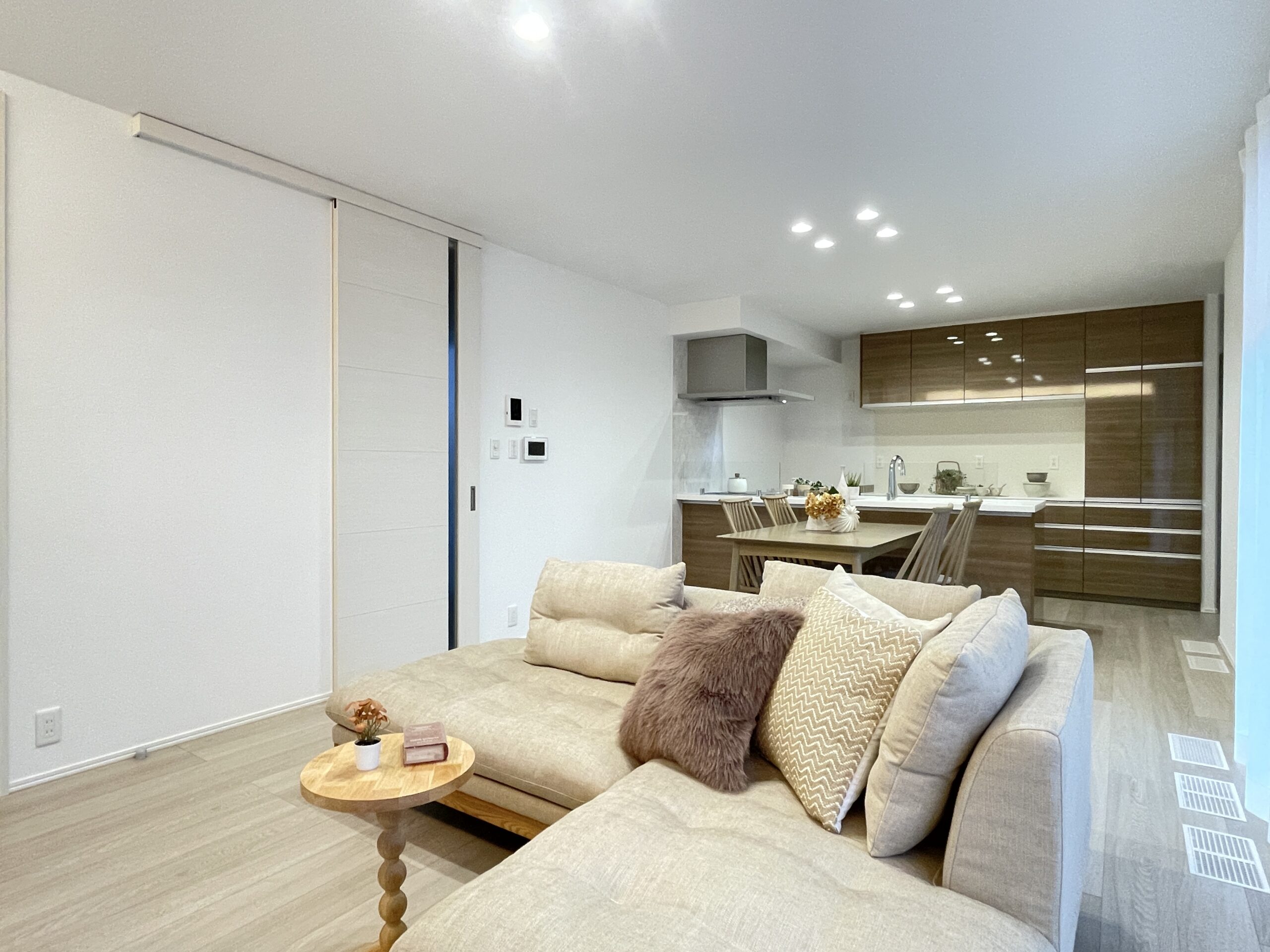 UHP片山５号地内観