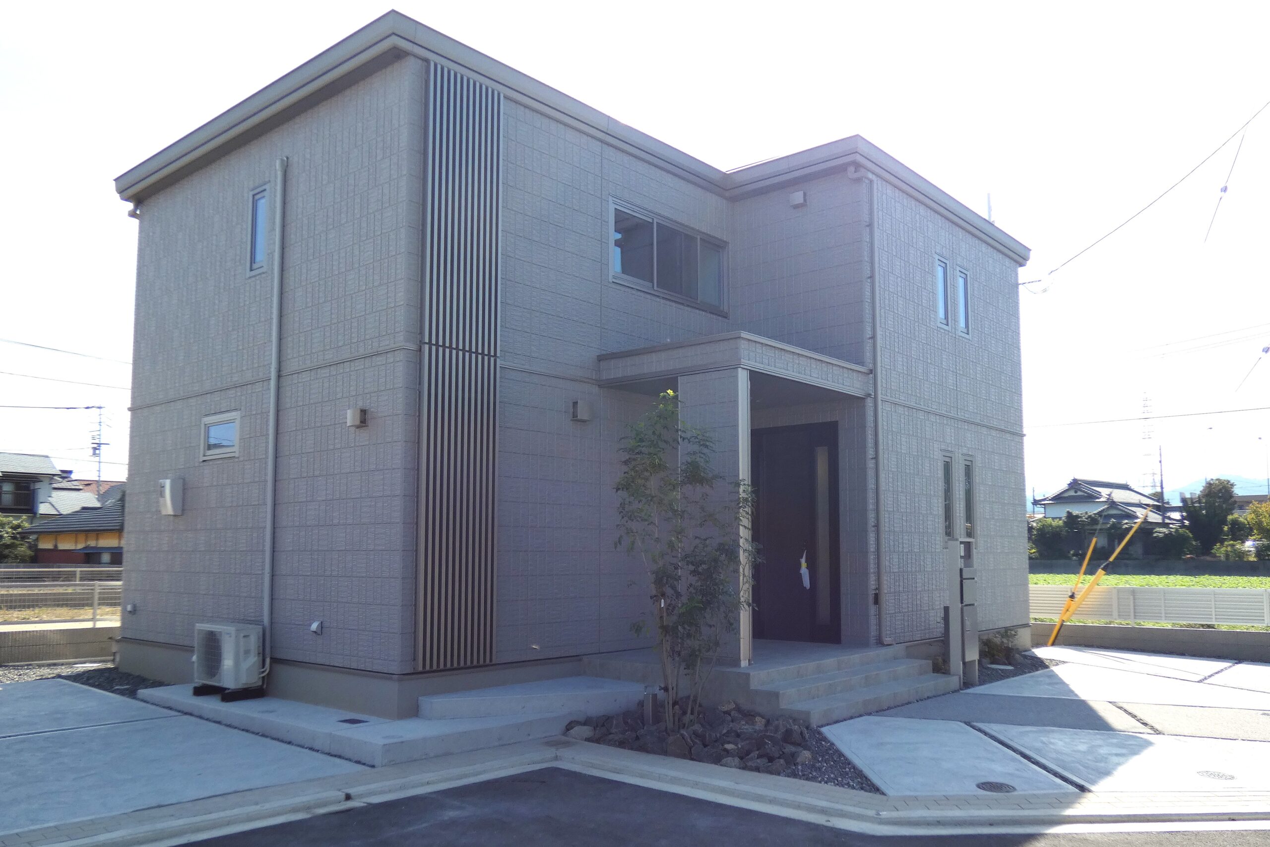 UHP片山５号地外観