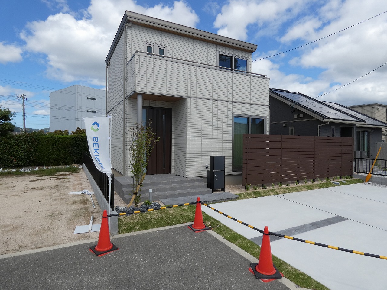 防府市仁井令町分譲住宅外観写真
