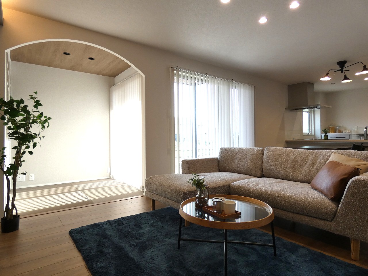 アーチが魅力的です。（2025.10撮影）