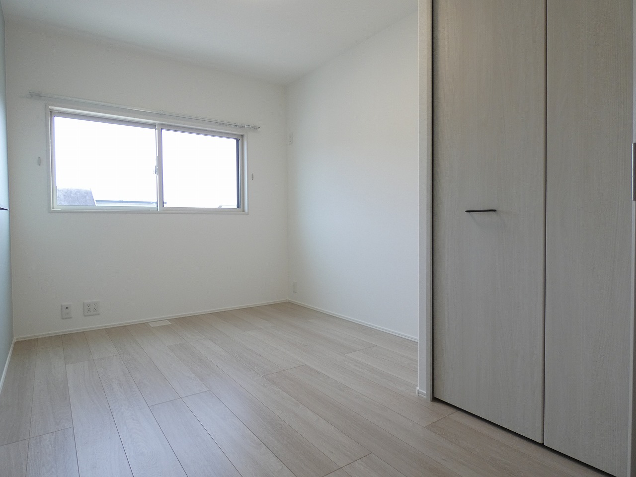 明るい洋室です！（2025.10撮影）