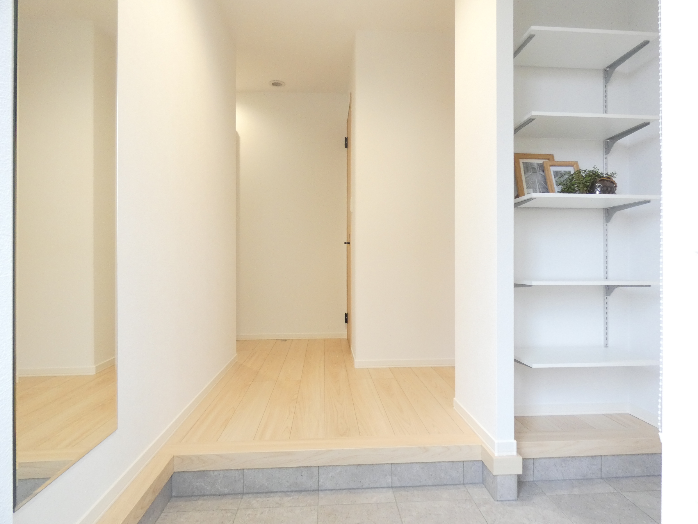 便利なタタキ納戸を設けました。（2026.04撮影）