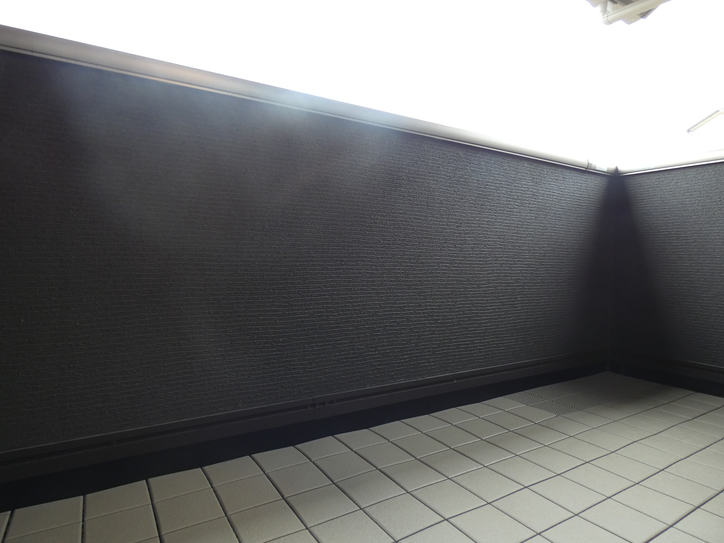 寝室からバルコニーに出られます。（2026.04撮影）