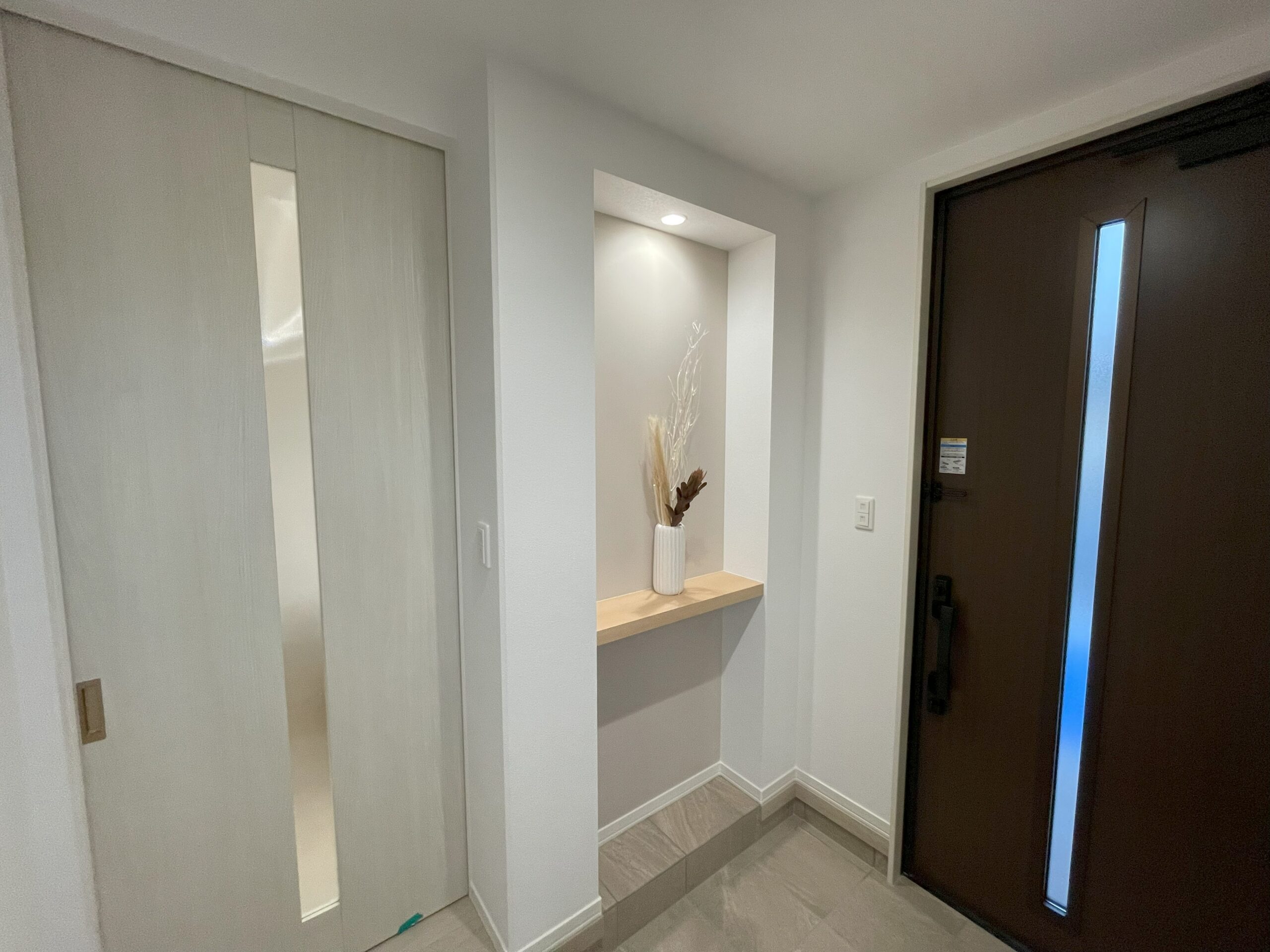 飾り棚で季節の演出を