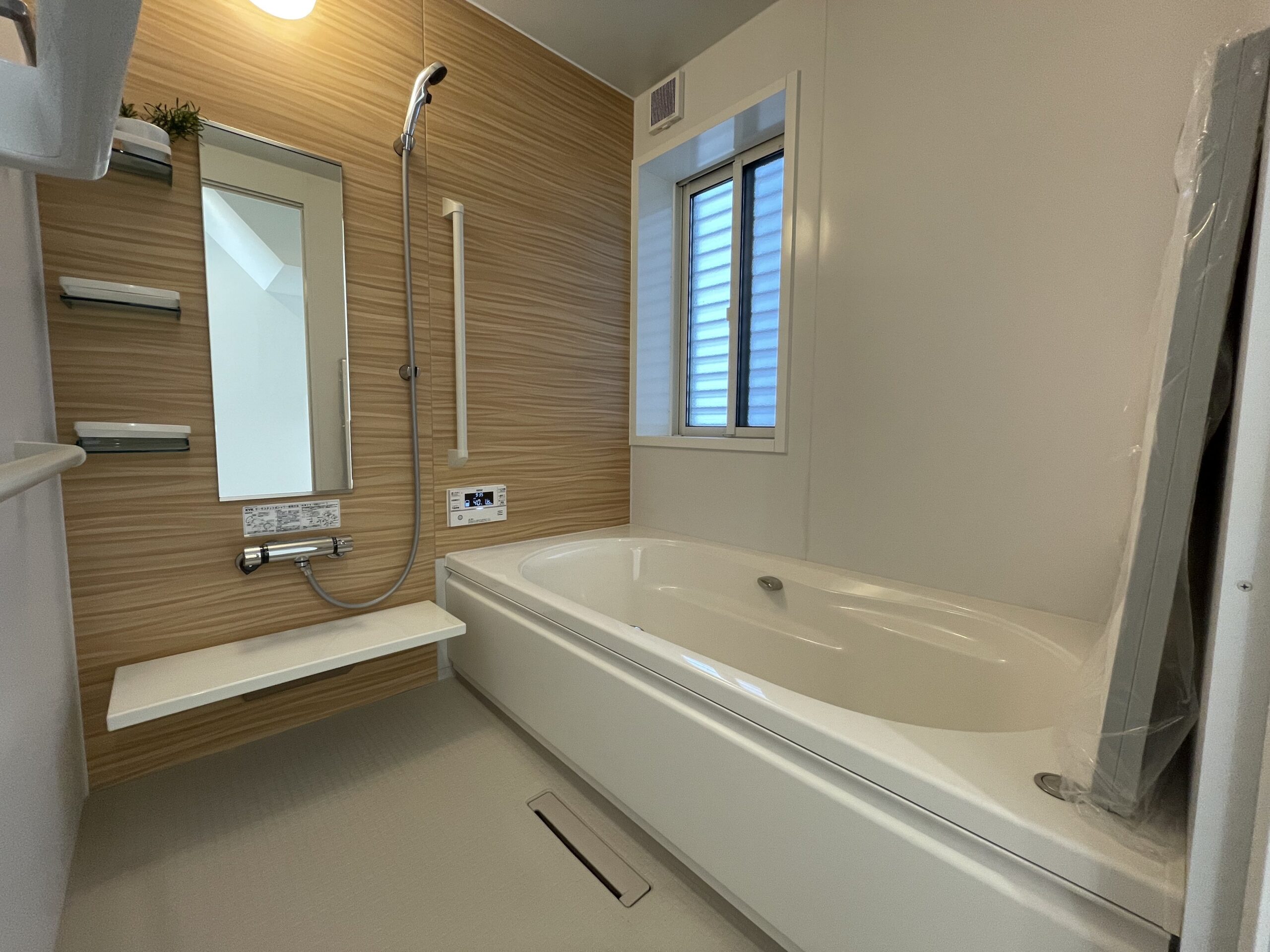 洗面・浴室もホワイトカラーの明るい雰囲気になっています！