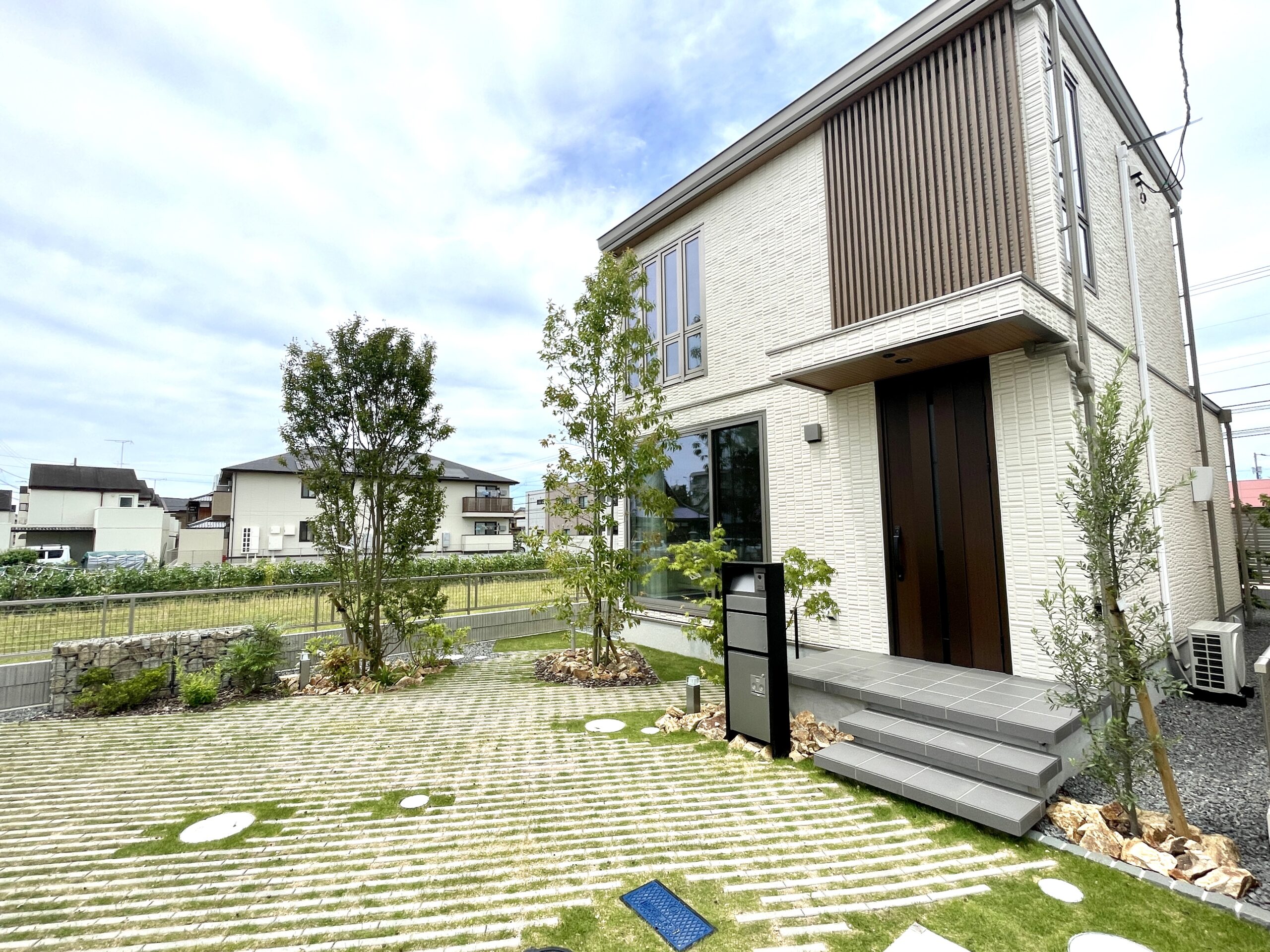 緑のある暮らしを楽しむ、緑彩の住まい