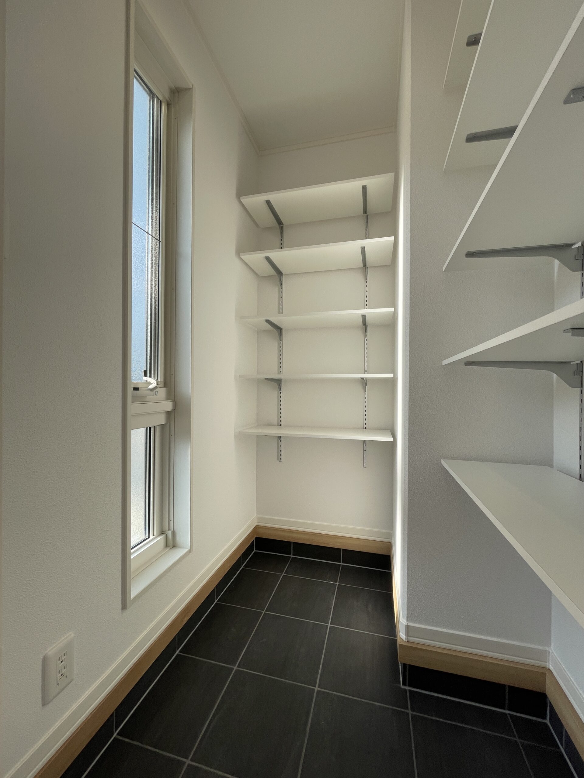 土間収納があるので外用品の収納しやすいです！