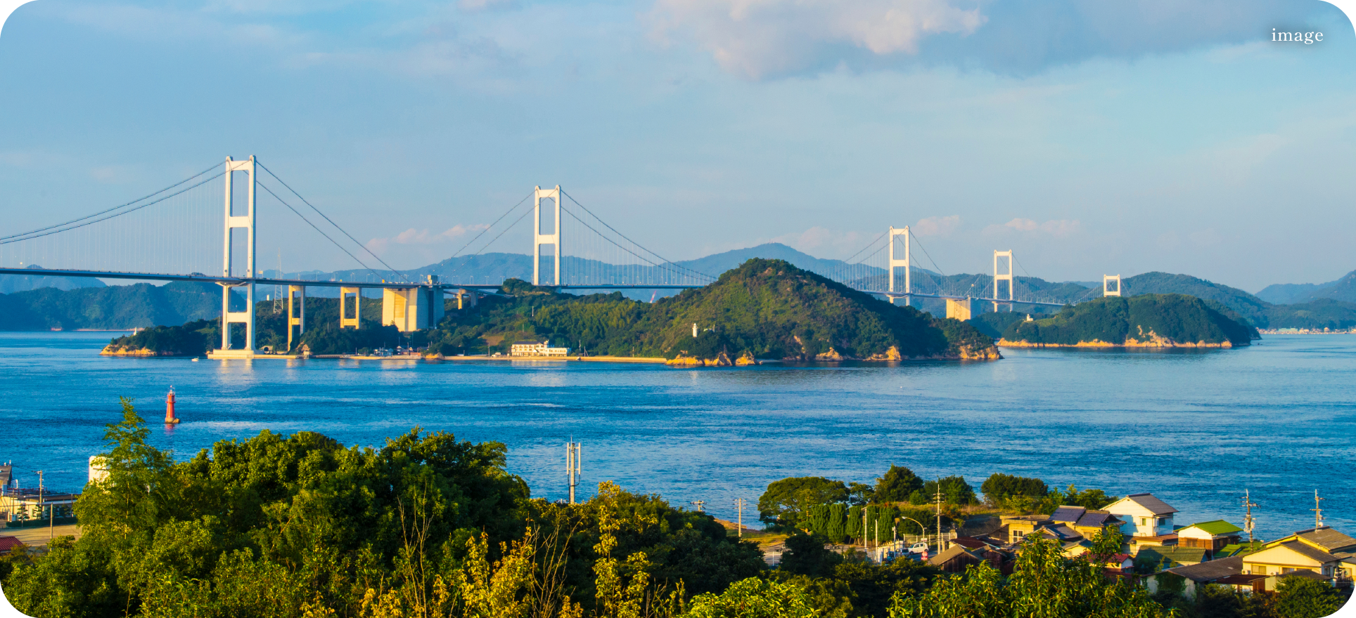 海の上の端のイメージ写真